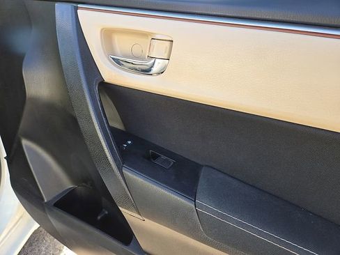 Used 2016 Toyota Corolla L image 13