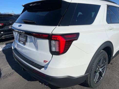 Used 2025 Ford Explorer ST w/ Sun And Sound Package AWD/4WD image 35