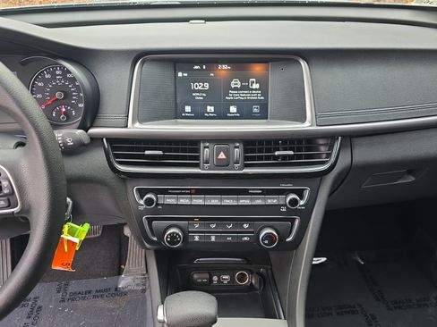 Used 2017 Kia Optima LX w/ Convenience Plus Package image 19