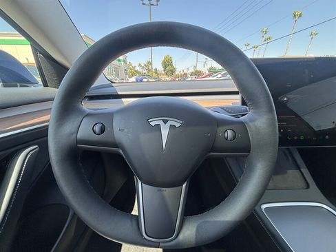 Used 2023 Tesla Model 3 Standard Range RWD image 23