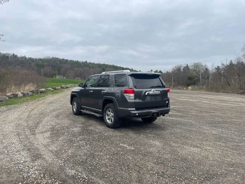 Used 2012 Toyota 4Runner SR5 w/ Convenience Pkg AWD/4WD image 5