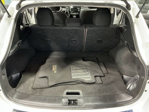 Used 2019 Nissan Rogue Sport S image 22