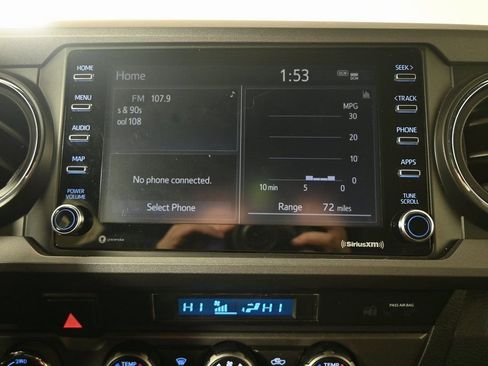 Used 2023 Toyota Tacoma TRD Off-Road image 26