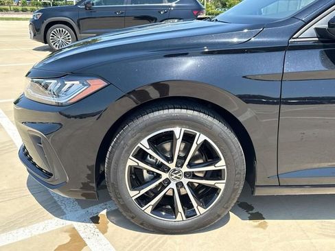 New 2025 Volkswagen Jetta Sport image 9