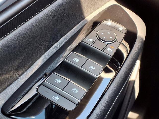 Certified 2025 Nissan Murano SV FWD image 21