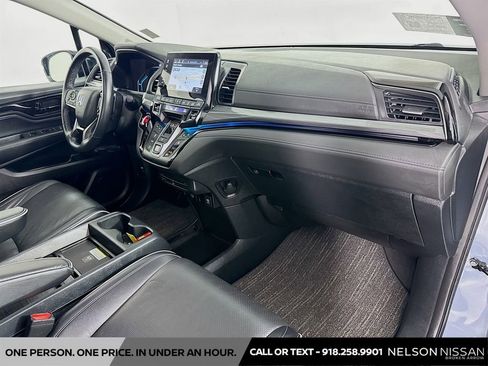 Used 2024 Honda Odyssey Elite image 32