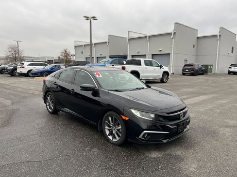 Used 2019 Honda Civic EX image 11