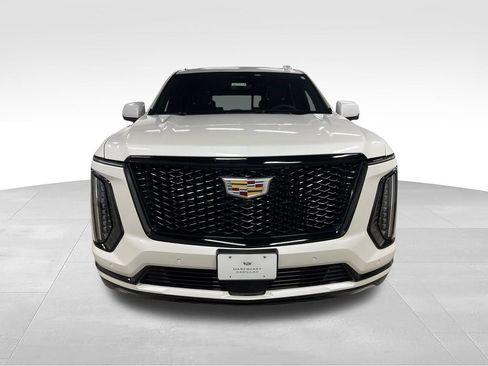 Certified 2025 Cadillac Escalade Sport w/ Touring Package AWD/4WD image 5