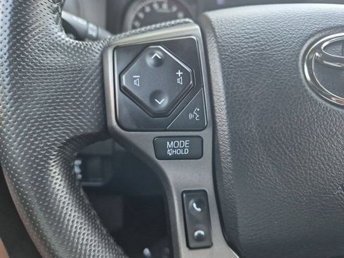 Used 2021 Toyota Tacoma TRD Off-Road w/ TRD Premium Off Road Package AWD/4WD image 14