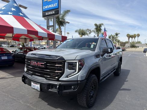 Used 2024 GMC Sierra 1500 AT4X w/ AT4X AEV Edition AWD/4WD image 4