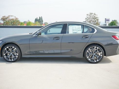New 2026 BMW 330i Sedan w/ Convenience Package image 4