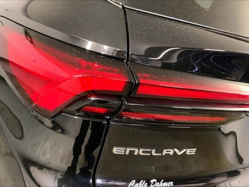 Used 2025 Buick Enclave Sport Touring image 28