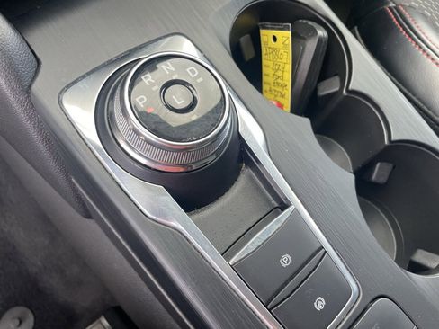 Used 2024 Ford Escape ST-Line image 17