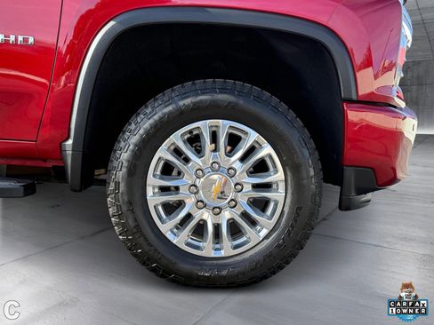 Certified 2022 Chevrolet Silverado 2500 High Country w/ Technology Package image 8