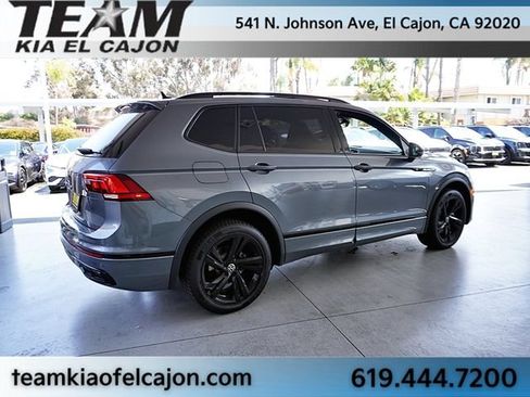 Used 2023 Volkswagen Tiguan SE R-Line FWD image 8