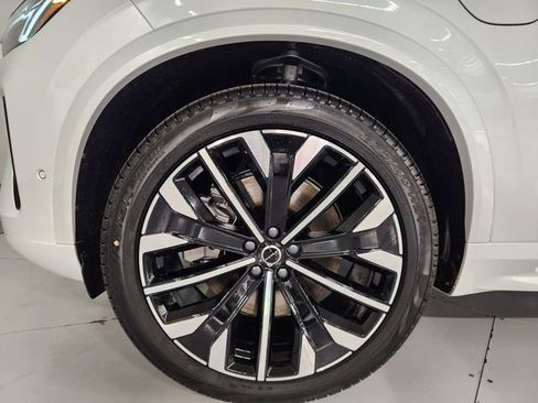 New 2026 Volvo XC90 T8 Ultra w/ Lounge Package image 8