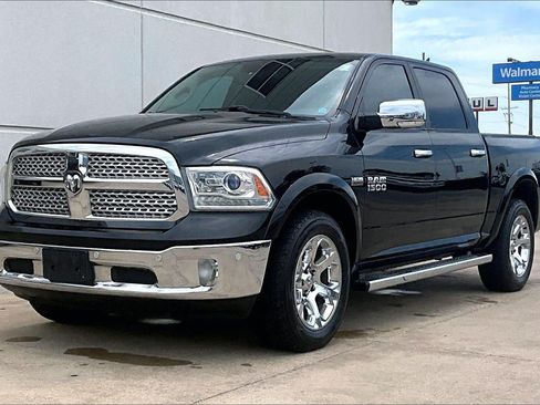 Used 2016 RAM 1500 Laramie w/ Convenience Group AWD/4WD image 7