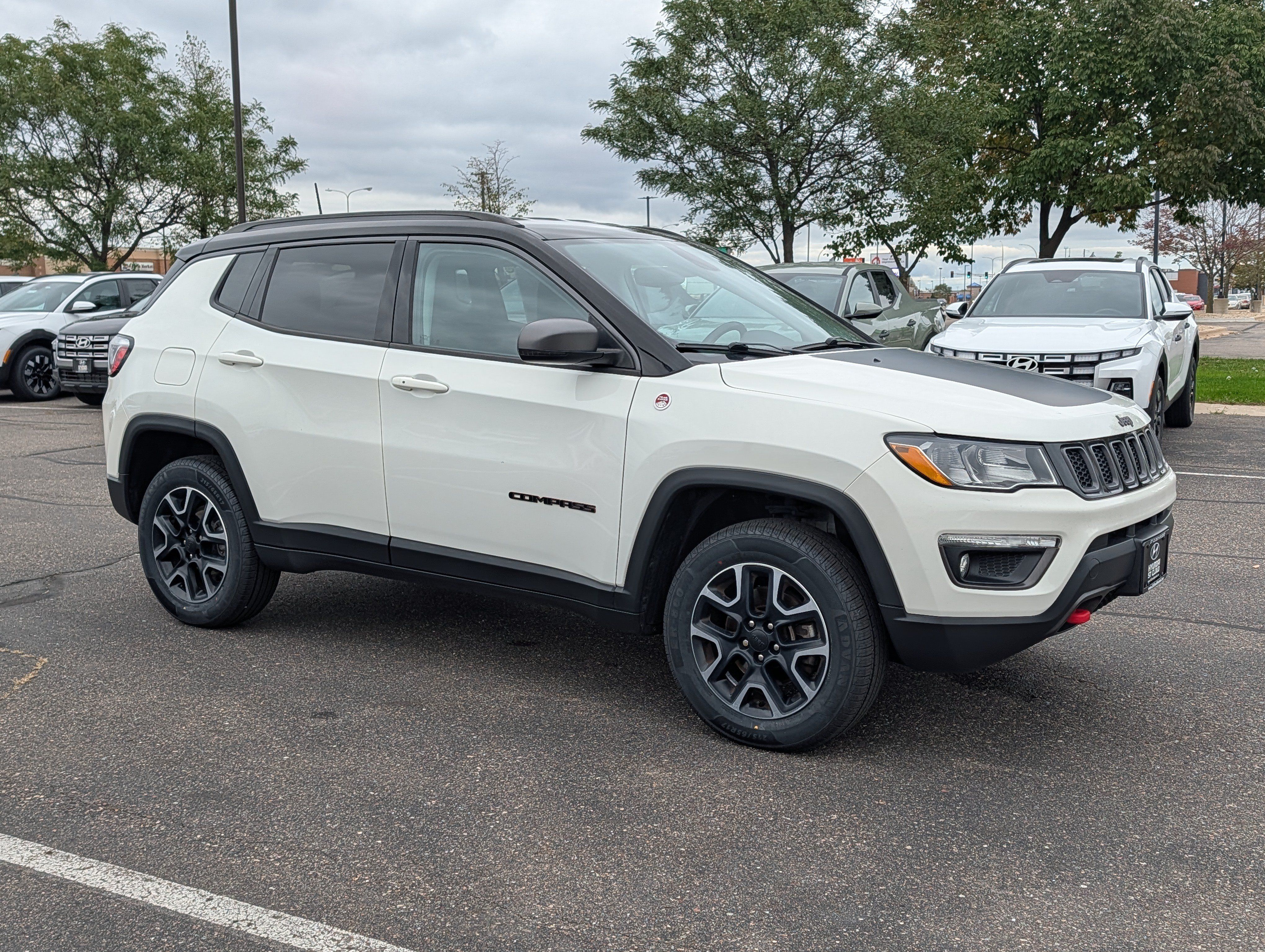 Used 2019 Jeep Compass Trailhawk w/ Cold Weather Group AWD/4WD image 7