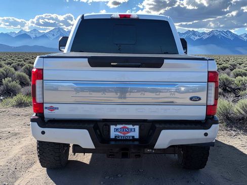 Used 2019 Ford F350 Platinum w/ Platinum Ultimate Package AWD/4WD image 5