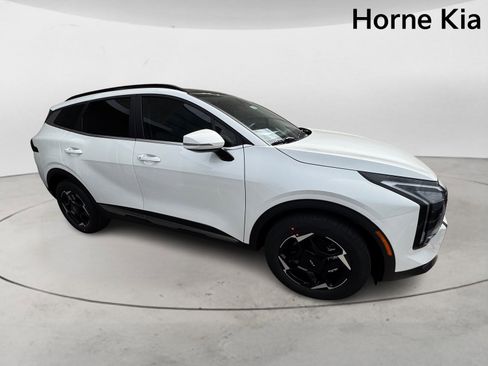 New 2026 Kia Sportage EX image 3