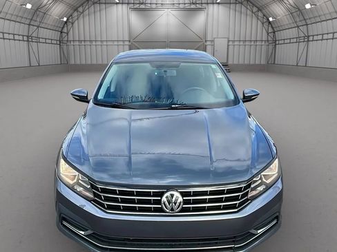 Used 2018 Volkswagen Passat 2.0T S w/ Driver Assistance Package image 8