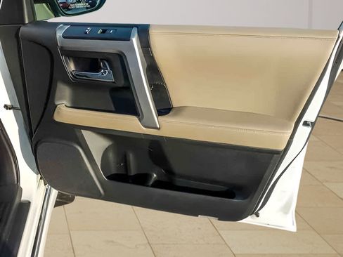 Certified 2023 Toyota 4Runner Limited AWD/4WD image 31