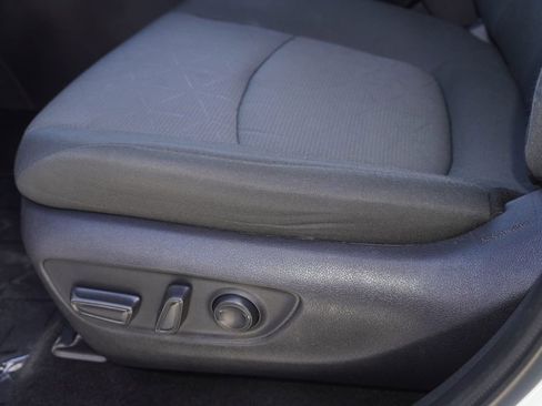 Certified 2025 Toyota RAV4 XLE w/ Convenience Package AWD/4WD image 14