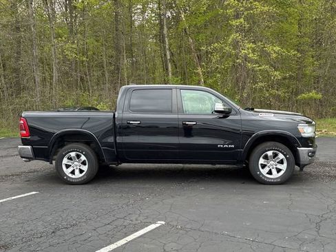 Used 2019 RAM 1500 Laramie AWD/4WD image 9