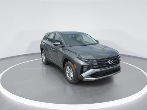 New 2026 Hyundai Tucson SE AWD/4WD image 2
