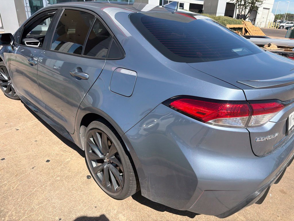 Used 2025 Toyota Corolla SE FWD image 3