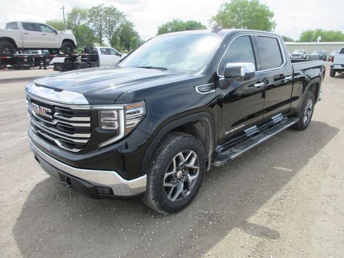 New 2026 GMC Sierra 1500 SLT w/ SLT Premium Plus Package AWD/4WD image 12