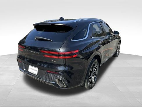 Used 2023 Genesis GV70 2.5T w/ Select Package image 5