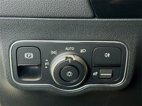 Certified 2024 Mercedes-Benz GLA 250 4MATIC image 10