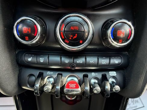 Used 2023 MINI Cooper S image 33