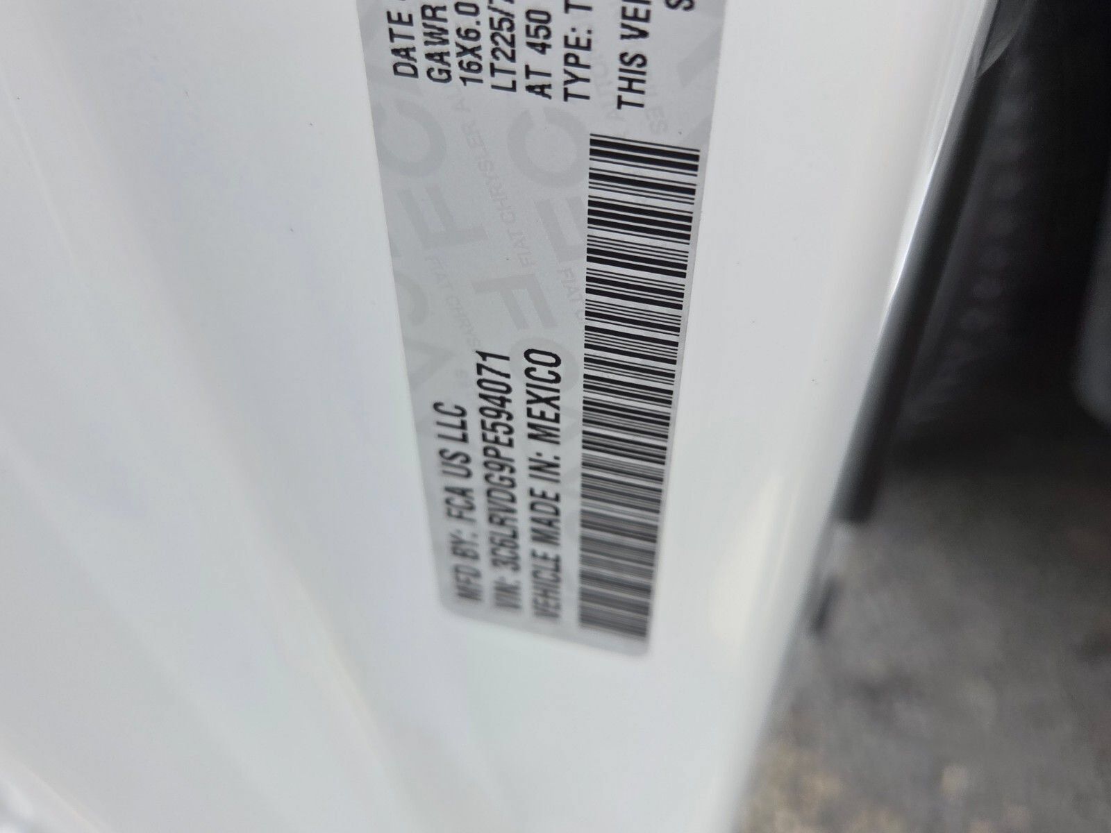 Used 2023 RAM ProMaster 2500 FWD image 16