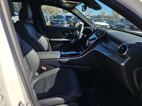 Used 2026 Mercedes-Benz GLC 300 image 11