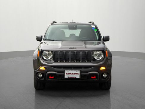 Used 2019 Jeep Renegade Trailhawk AWD/4WD image 2