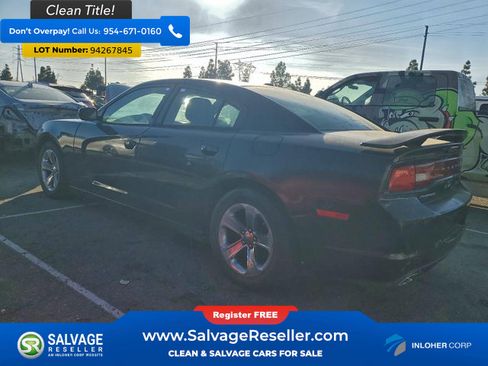 Used 2013 Dodge Charger SXT w/ Sport Appearance Group image 3