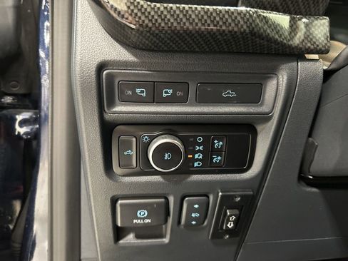 Used 2023 Ford F150 Raptor w/ Raptor Carbon Fiber Package image 11