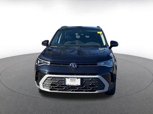 Used 2025 Volkswagen Taos SE image 4