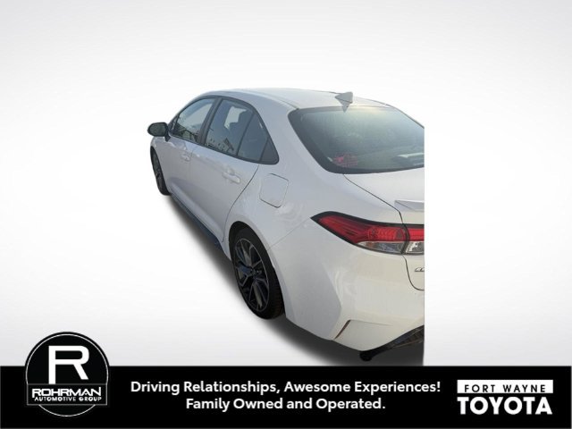 Used 2021 Toyota Corolla SE FWD image 4