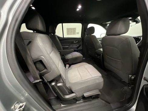 Used 2023 Chevrolet Traverse LT AWD/4WD image 25