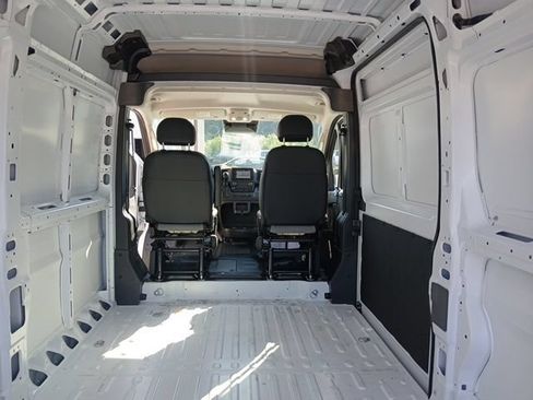 New 2026 RAM ProMaster 2500 w/ Convenience Group FWD image 14