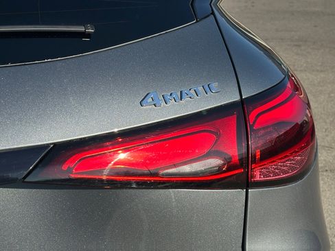 Used 2023 Mercedes-Benz GLC 300 4MATIC image 31