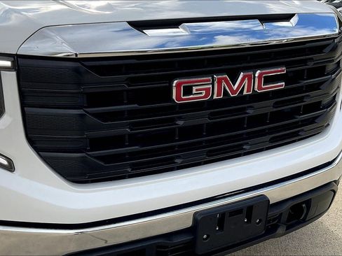 Used 2024 GMC Sierra 1500 Pro w/ Pro Value Package image 32