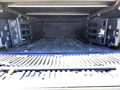 Used 2010 Ford F150 Lariat image 6