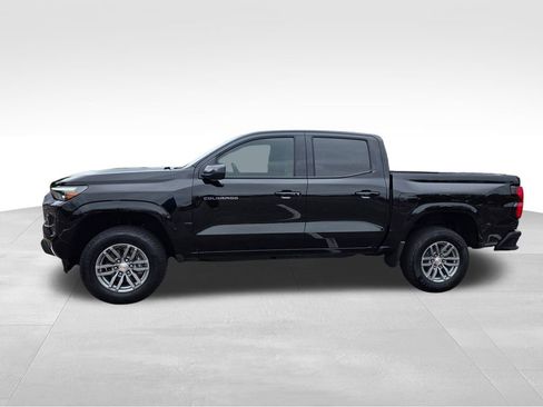 New 2025 Chevrolet Colorado LT w/ LT Convenience Package RWD image 3