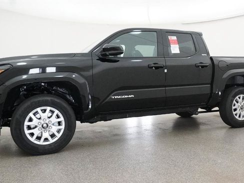 Used 2026 Toyota Tacoma SR5 AWD/4WD image 55