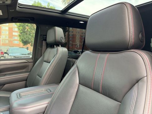 Used 2021 Chevrolet Tahoe RST image 9