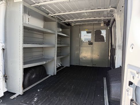 Used 2023 RAM ProMaster 2500 FWD image 12